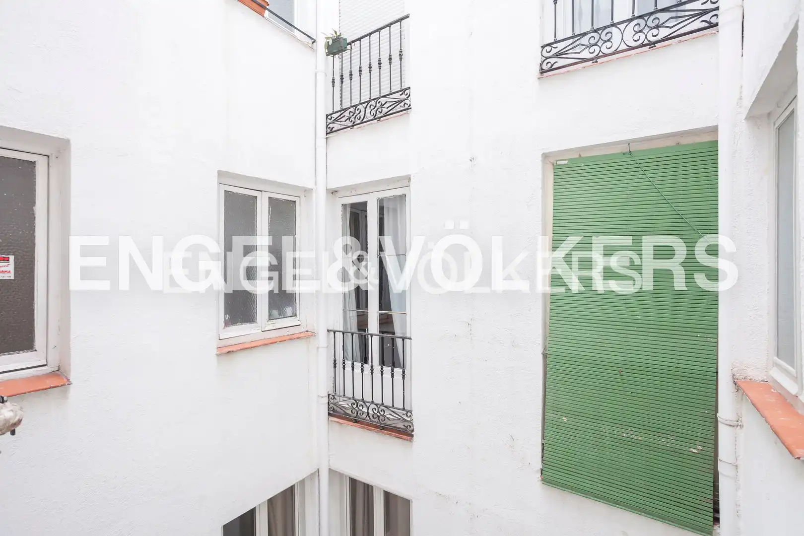 Balcony of Flat for sale in Madrid  with Heating and Balcony