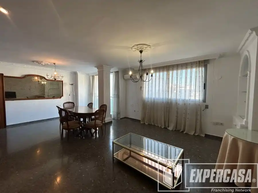 Appartamento con ascensore in vendita a Casco Antiguo, imagen 2