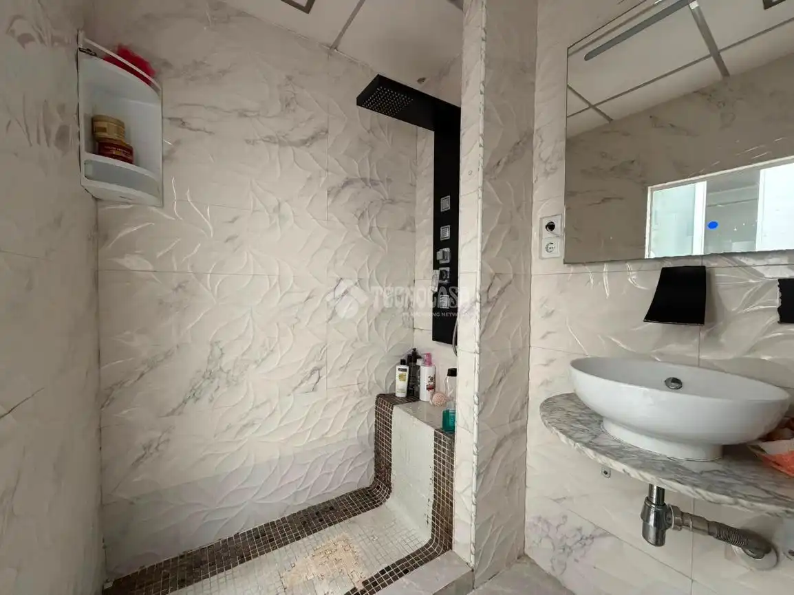 Casa aparellada en venda a Torredonjimeno, imagen 17