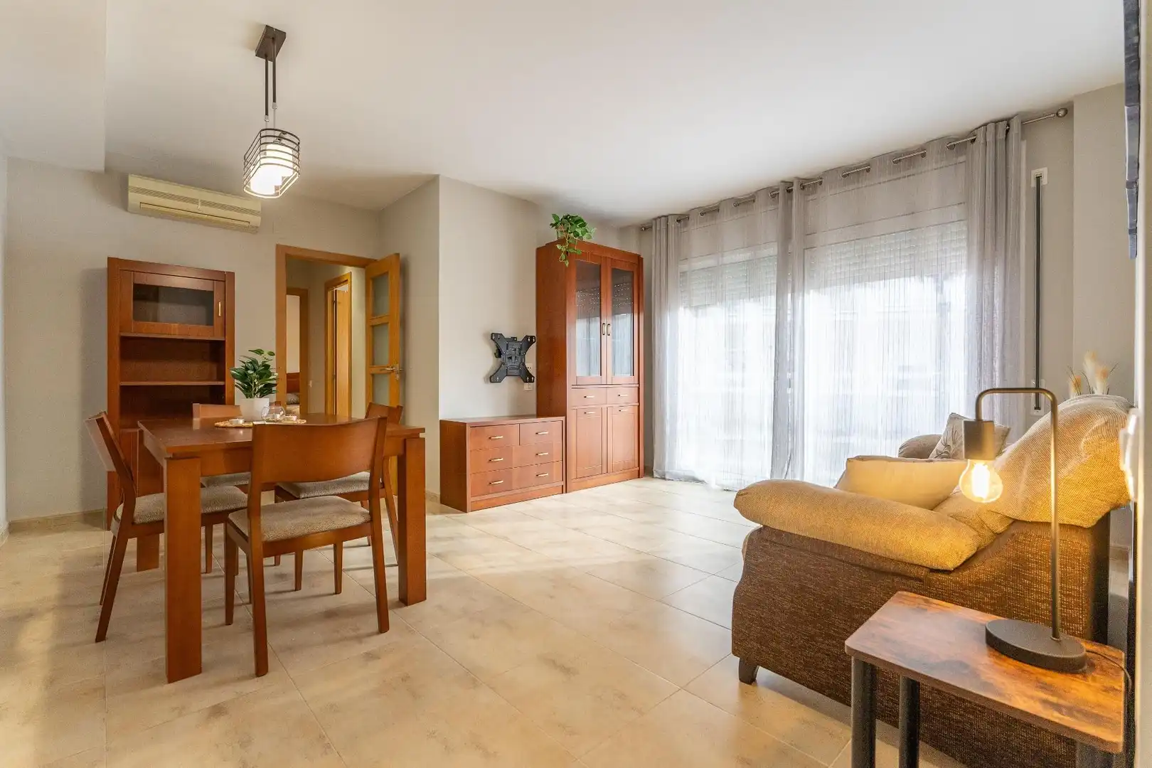 Wohnzimmer von Wohnung zur Miete in Reus mit Möbliert und Balkon