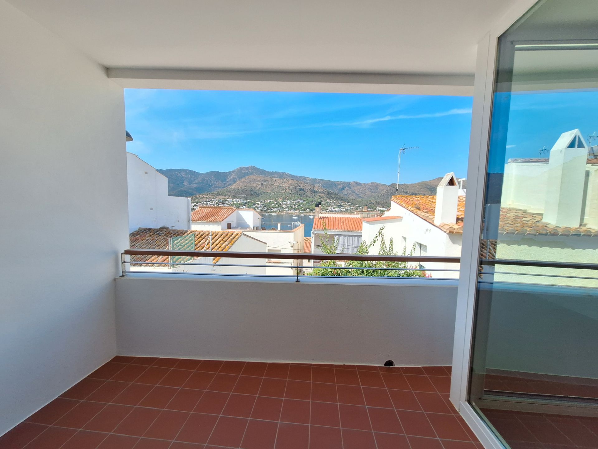 Exterior view of Flat for rent in El Port de la Selva  with Terrace