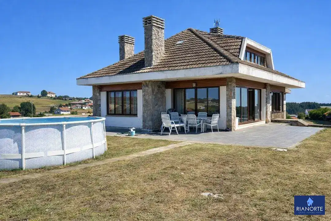 Exterior view of Houses for sale in Gozón  with Heating, Private garden and Storage room
