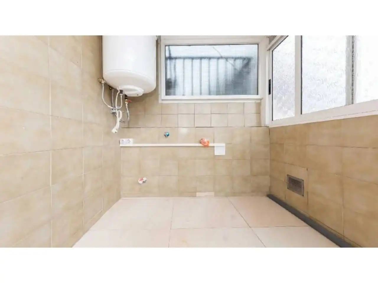 Baño de Piso en venta en L'Hospitalet de Llobregat