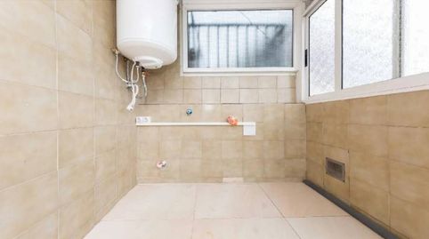 Foto 3 de Piso en venta en Calle Renclusa, Les Planes, L'Hospitalet de Llobregat