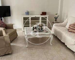 Sala d'estar de Pis de lloguer en  Valencia Capital amb Aire condicionat, Calefacció i Moblat