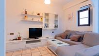 Living room of Flat for sale in  Valencia Capital  with Heating, Terrace and Furnished