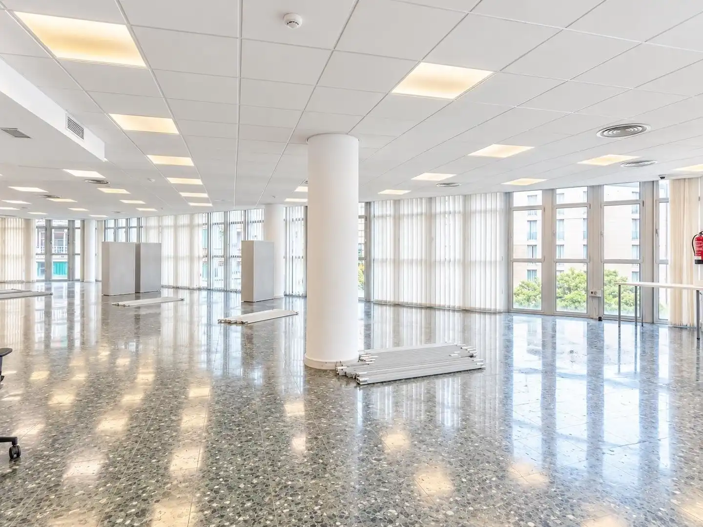 Office space with lift for sale in Carrer Carrer Sicília, imagen 5