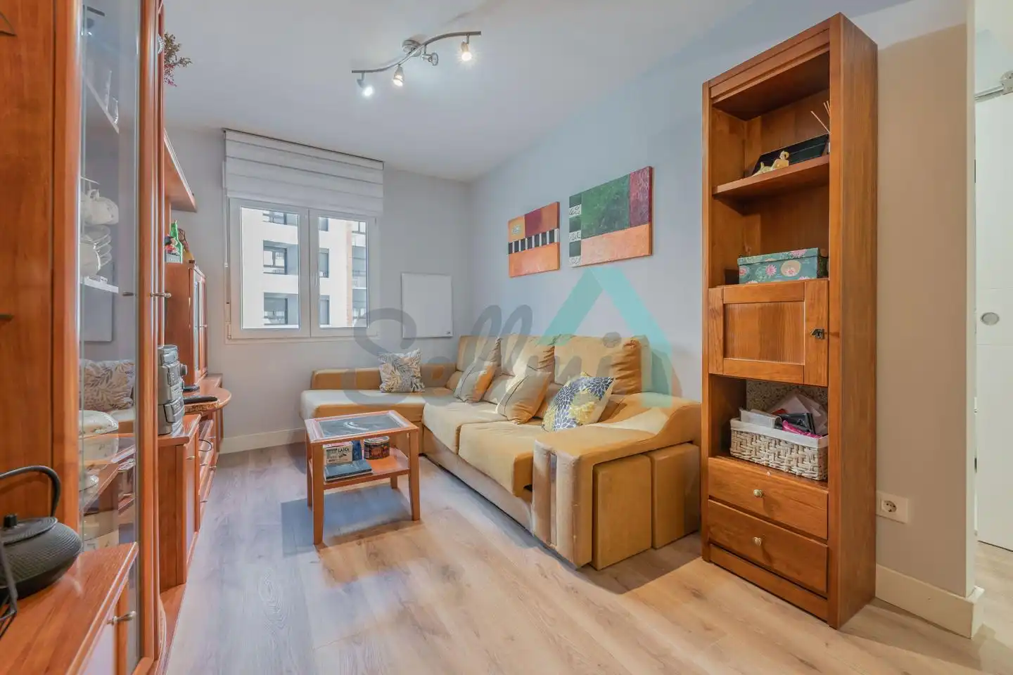 Flat for rent in Del General Elorza, Milán - Pumarín