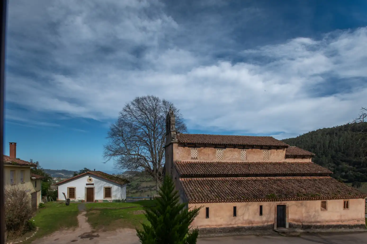 Vista exterior de Casa adosada en venta en Villaviciosa con Calefacción, Terraza y Trastero