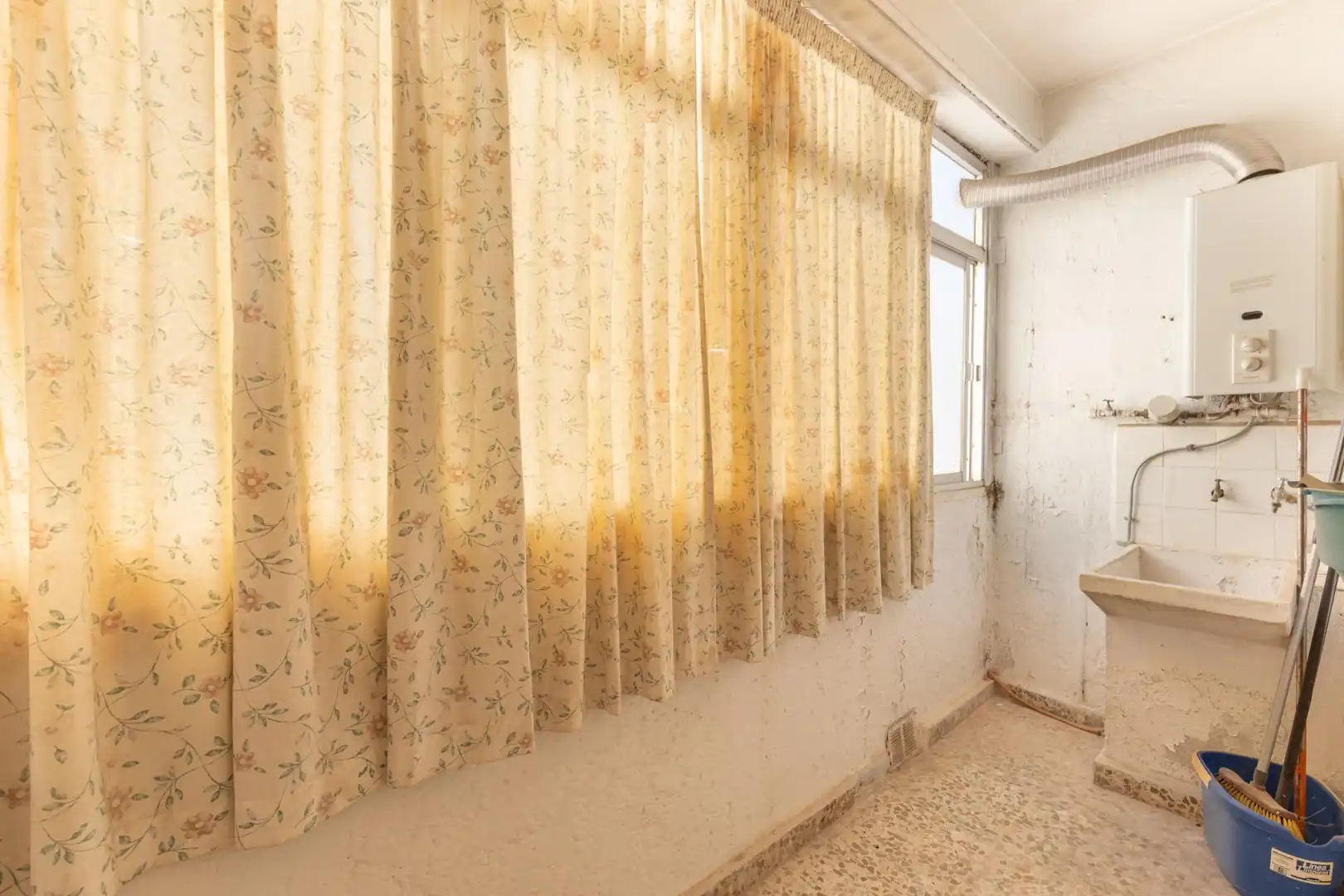 Bedroom of Buildings for sale in La Zubia