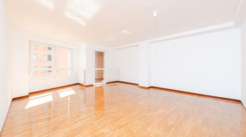 Foto 3 de Pis en venda a Santa Vicenta, 38, San Jorge,  Pamplona / Iruña