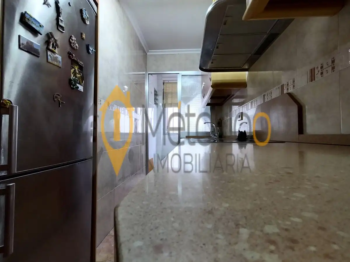 Kitchen of Flat for sale in Sevilla  with Air Conditioner, Heating and Furnished