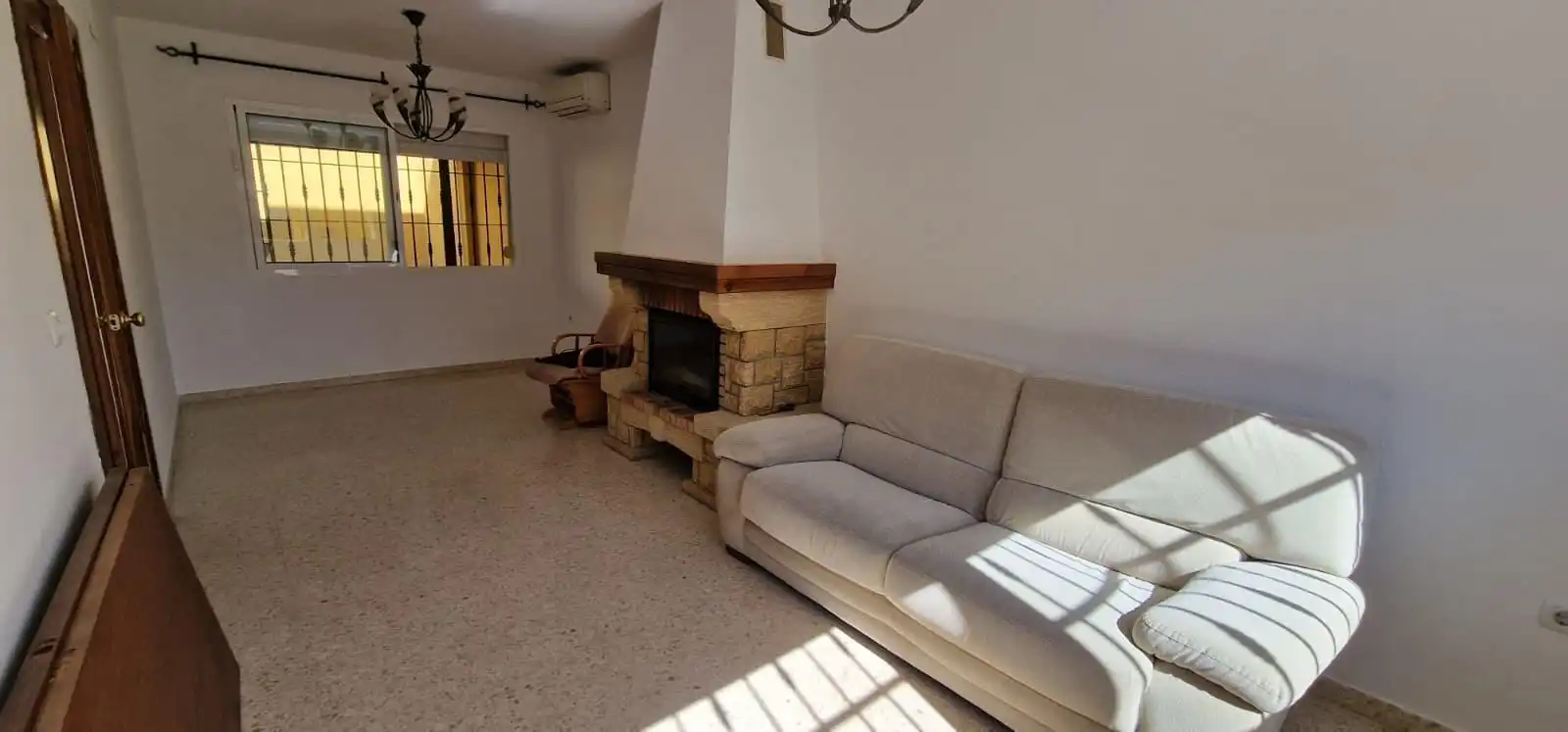 Houses for sale in Umbrete, Sevilla