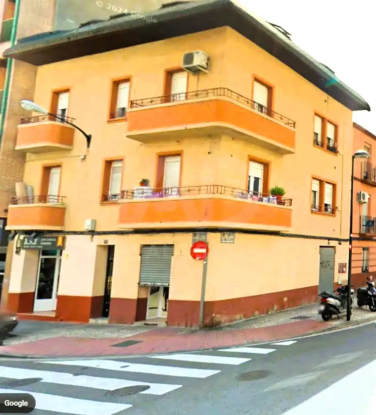 Vista exterior de Casa o xalet en venda en Zaragoza