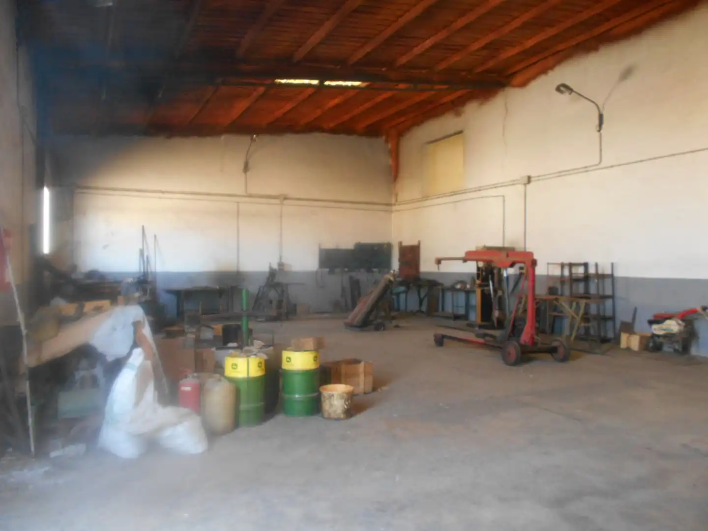 Nau industrial en venda en Abenójar