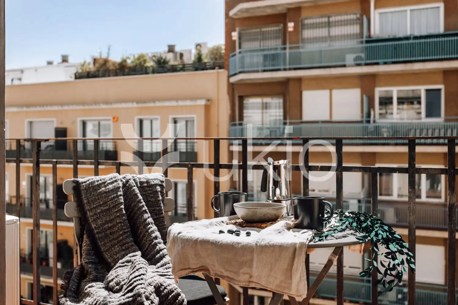 Terrassa de Apartament de lloguer en Barcelona amb Aire condicionat, Moblat i Forn