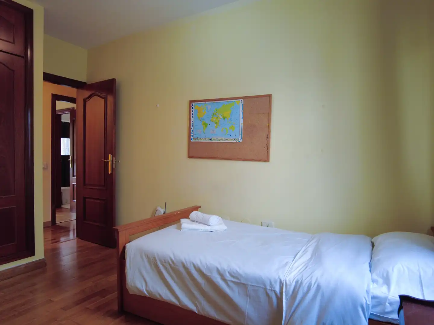 Habitación de Casa adosada de alquiler en La Orotava con Calefacción, Parquet y Amueblado