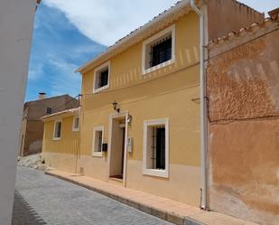 Exterior view of Single-family semi-detached for sale in Puebla de Don Fadrique  with Private garden and Storage room