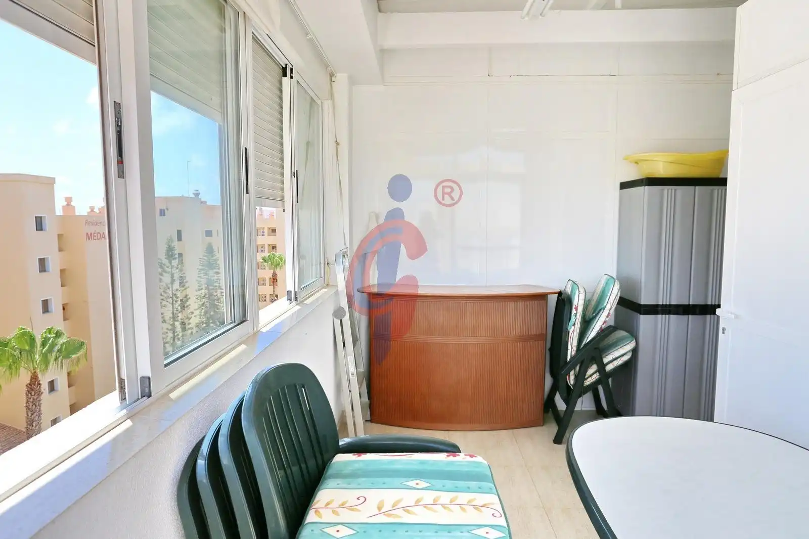 Dachboden zum Verkauf in Guardamar del Segura mit Terrasse, Abstellraum und Möbliert