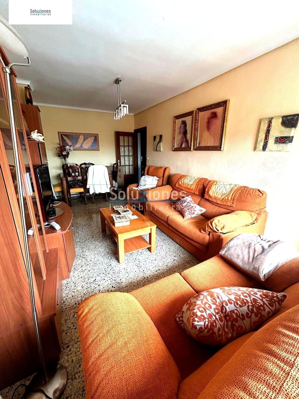Sala de estar de Piso en venta en  Albacete Capital con Terraza y Balcón