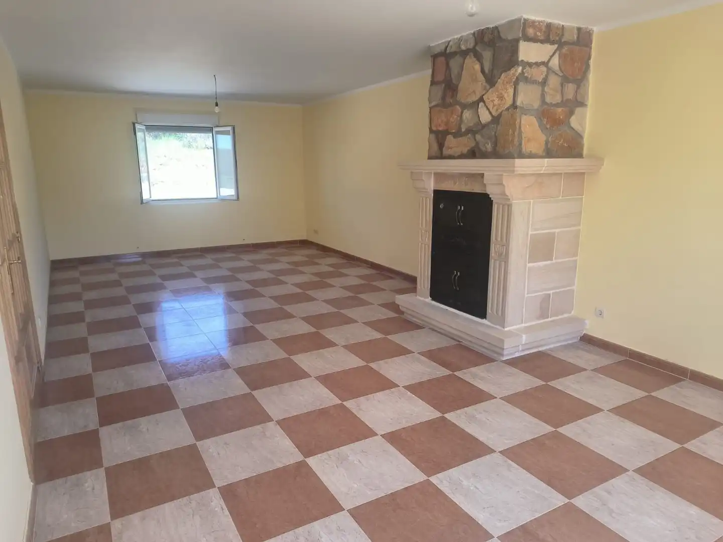 Living room of Houses for sale in Mamolar  with Heating, Private garden and Parquet flooring