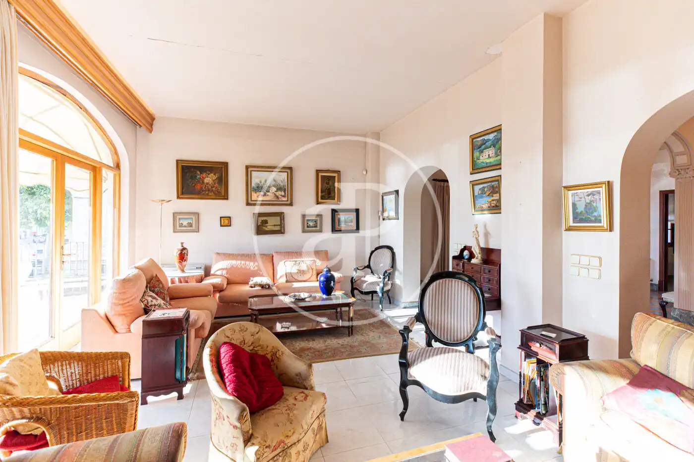 Houses for sale in Carrer de Victorio Luzuriaga, Sant Agustí