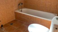 Bathroom of House or chalet for sale in Chiclana de la Frontera