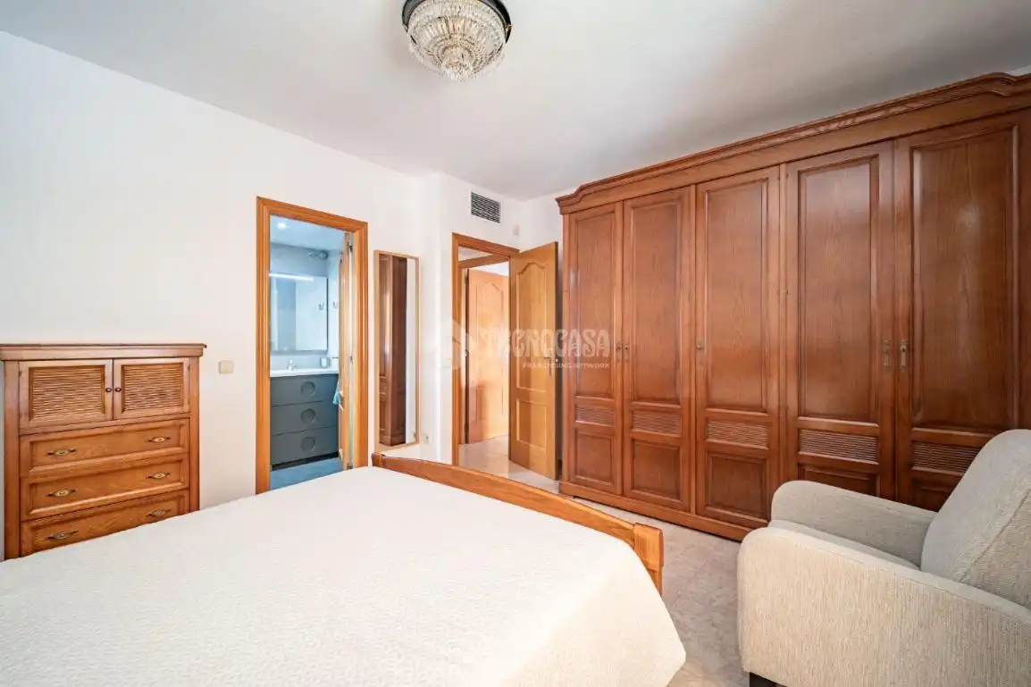 Habitación de Casa adosada en venta en Arganda del Rey con Aire acondicionado y Calefacción