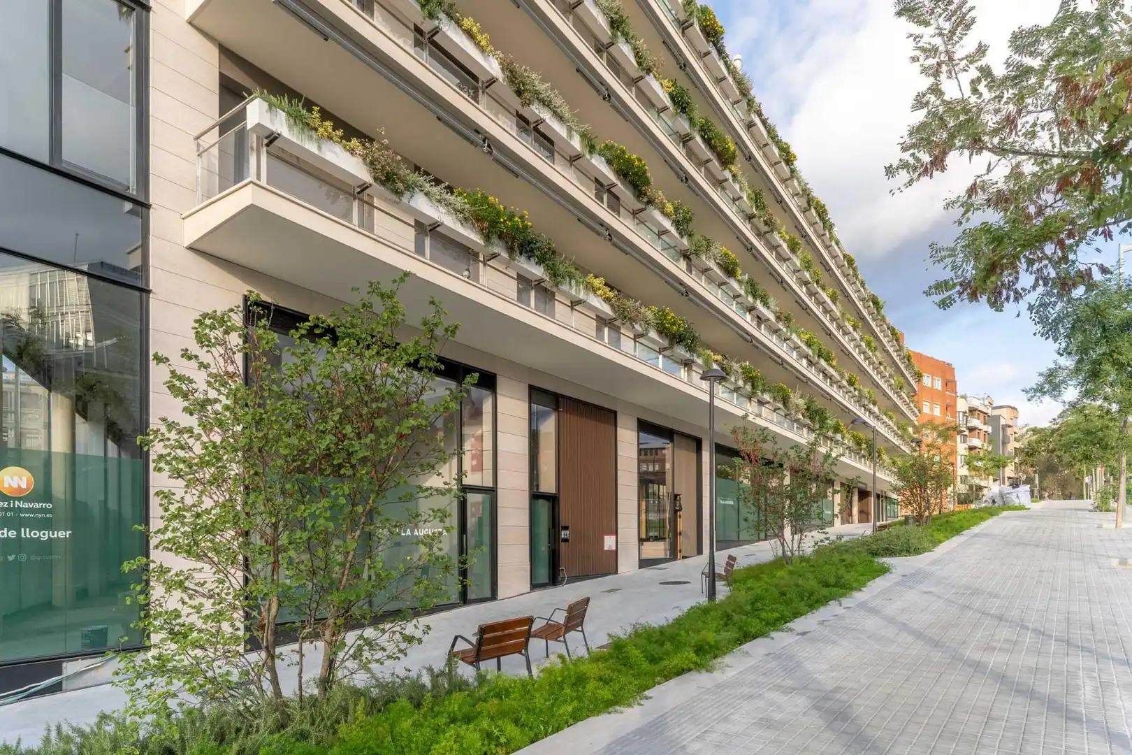 Vista exterior de Pis de lloguer en Barcelona amb Aire condicionat, Calefacció i Jardí privat