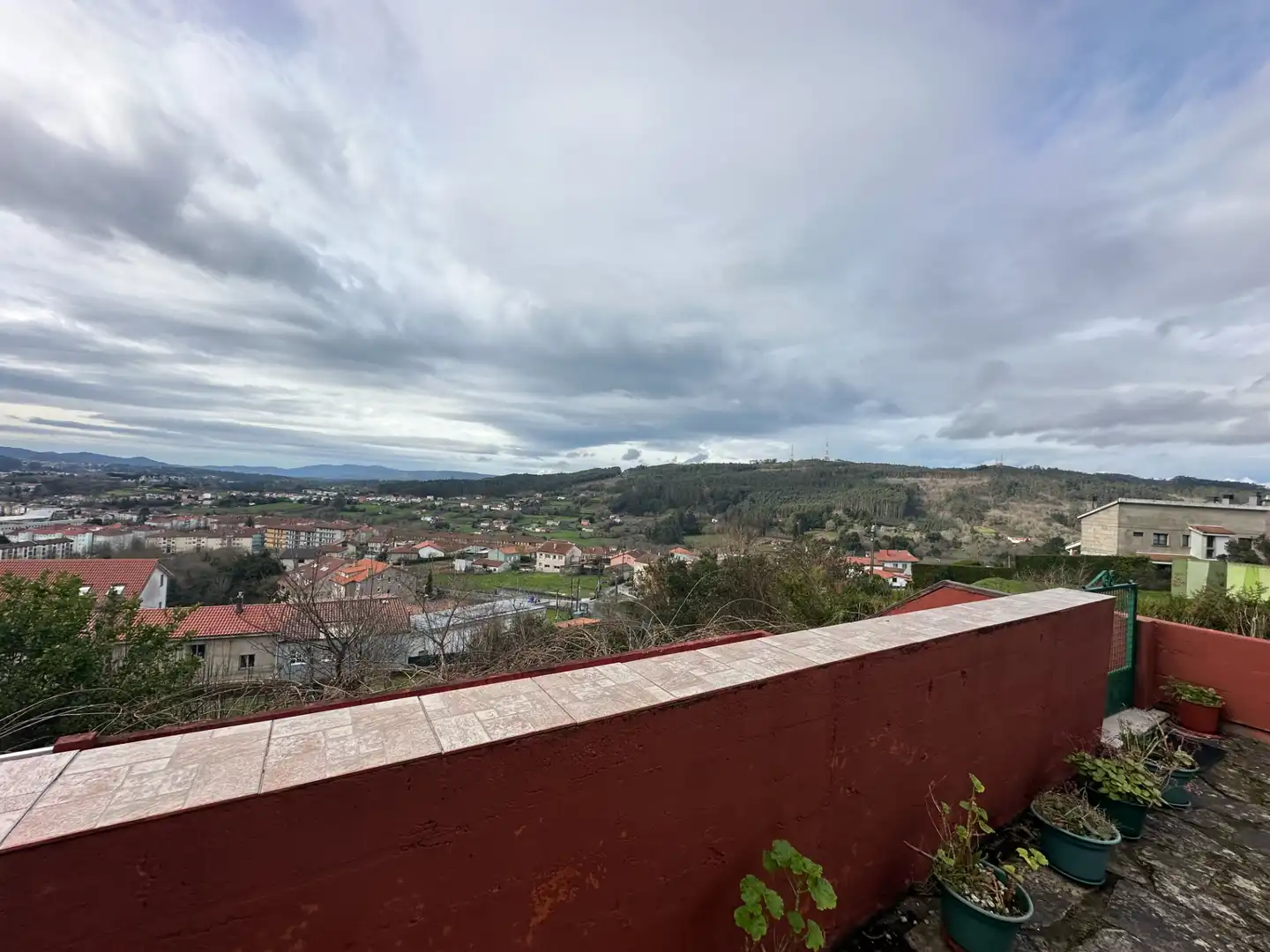 Exterior view of Houses for sale in Santiago de Compostela   with Heating, Private garden and Parquet flooring