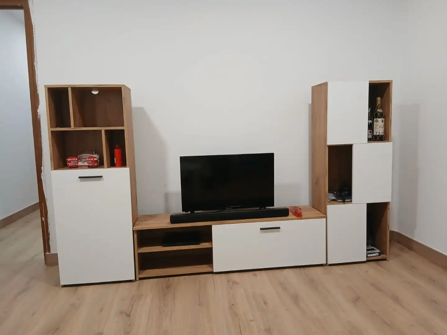 Wohnzimmer von Wohnung zur Miete in La Robla , León