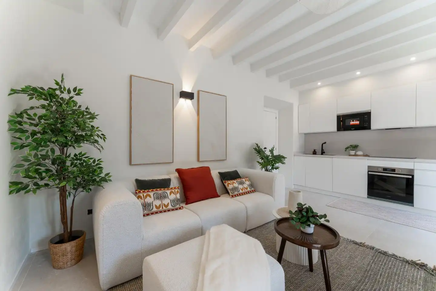 Sala d'estar de Casa o xalet en venda en  Palma de Mallorca amb Aire condicionat, Jardí privat i Terrassa