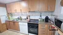 Kitchen of Flat for sale in Benicarló  with Balcony