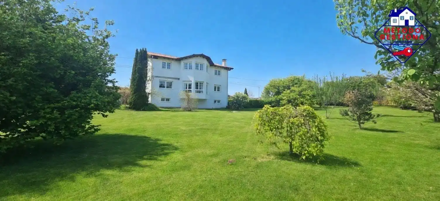 Jardín de Casa o chalet en venta en Santillana del Mar con Calefacción, Jardín privado y Terraza