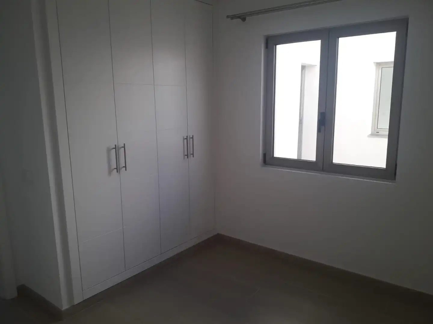 Schlafzimmer von Wohnung zur Miete in San Cristóbal de la Laguna mit Ofen und Waschmaschine
