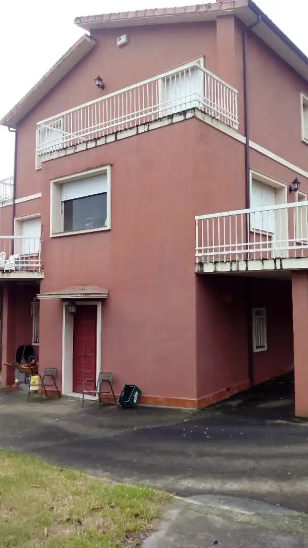Vista exterior de Casa o chalet de alquiler con opción a compra en Ourense Capital  con Se aceptan mascotas