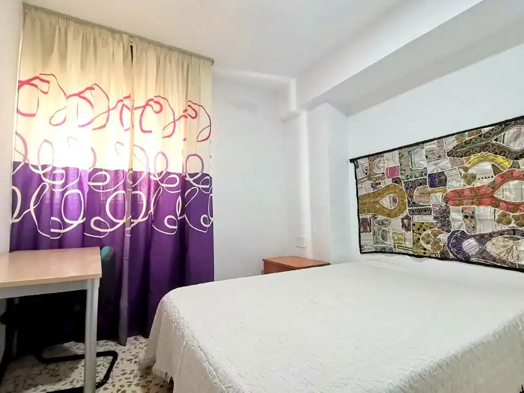 Habitación de Piso de alquiler en Málaga con Aire acondicionado, Calefacción y Terraza
