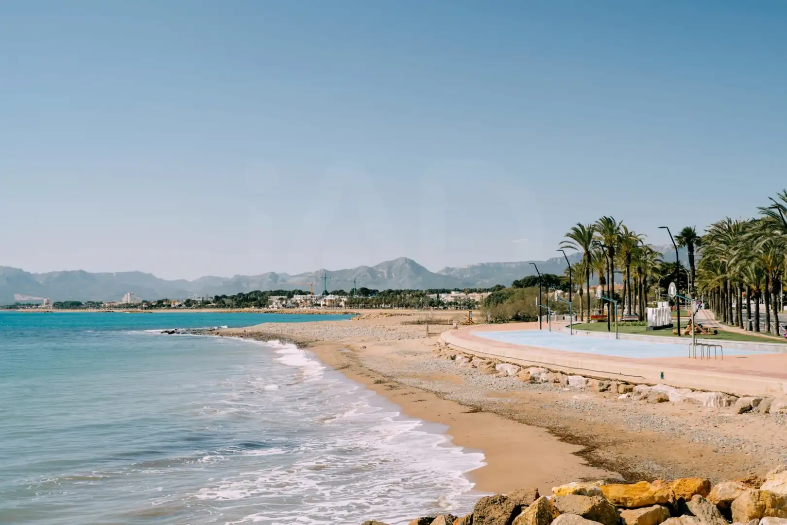 Vista exterior de Pis en venda en Cambrils amb Terrassa