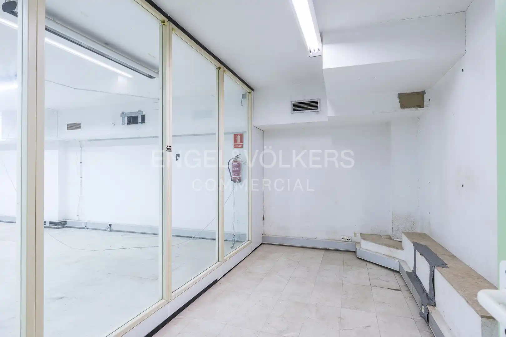 Oficina en venta en Esplugues de Llobregat