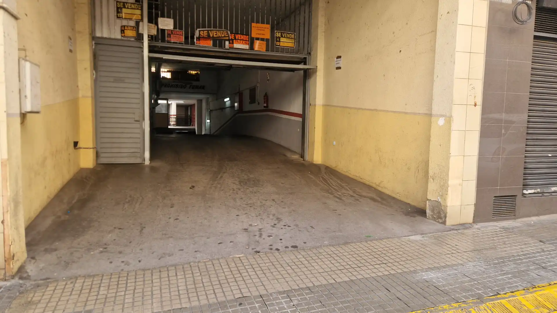 Aparcament de Garatge en venda en Sant Boi de Llobregat