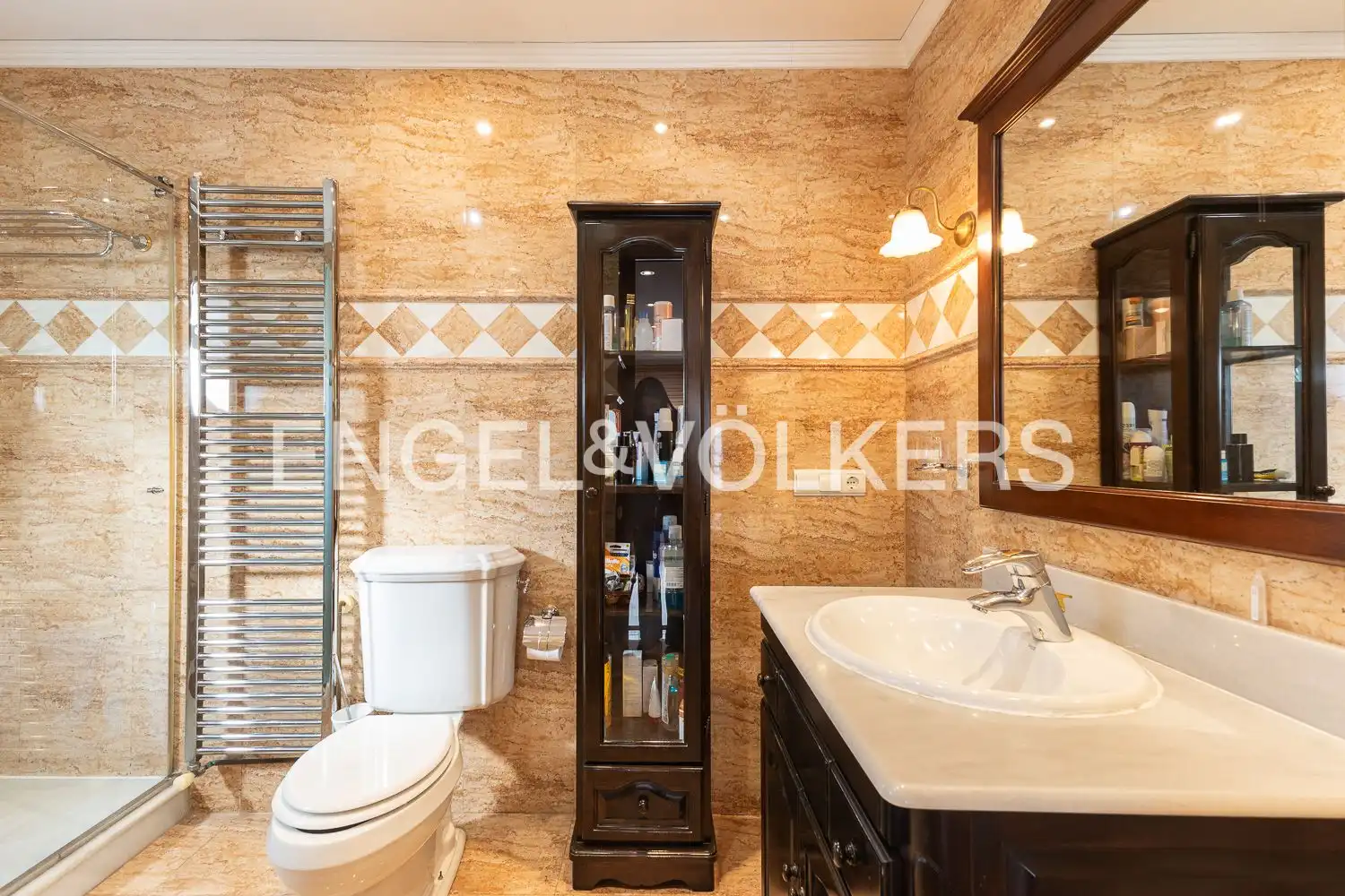 Bathroom of Houses for sale in Carcaixent  with Air Conditioner, Heating and Private garden