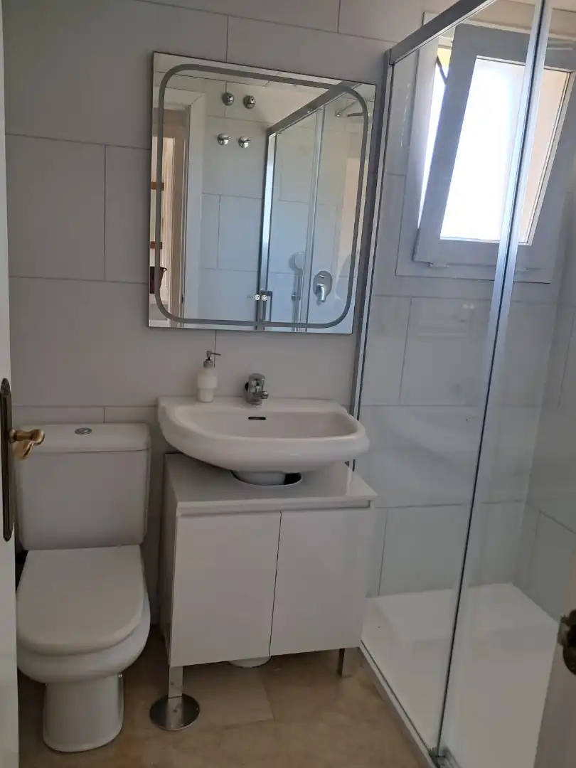 Bathroom of Flat for rent in Chiclana de la Frontera  with Air Conditioner, Furnished and Oven
