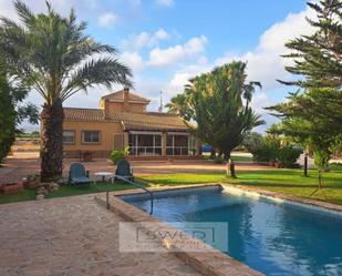 Vista exterior de Finca rústica en venda en Elche / Elx amb Aire condicionat, Terrassa i Piscina