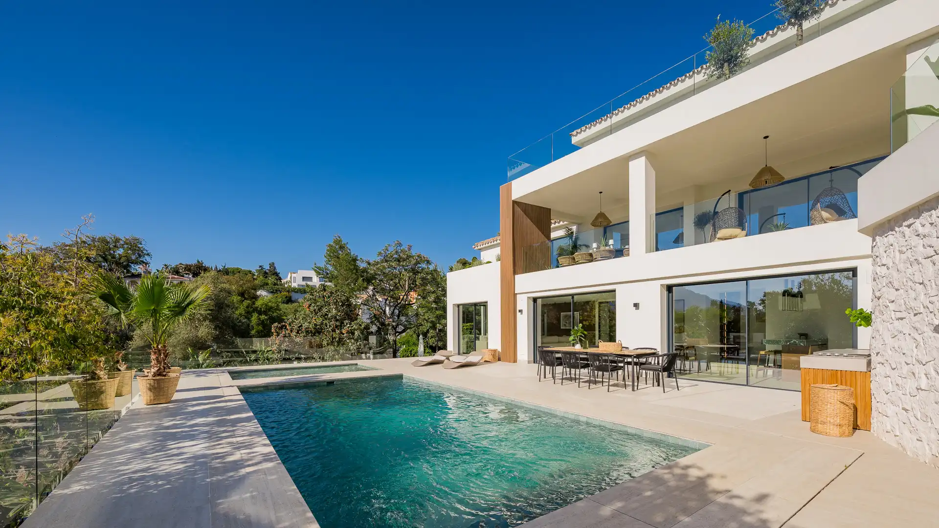Piscina de Casa o chalet en venta en Marbella con Aire acondicionado, Jardín privado y Terraza