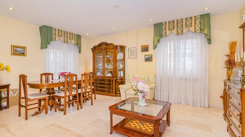 Foto 2 de Casa adosada en venta en Calle Buero Vallejo, 4, La Zubia Ciudad, La Zubia
