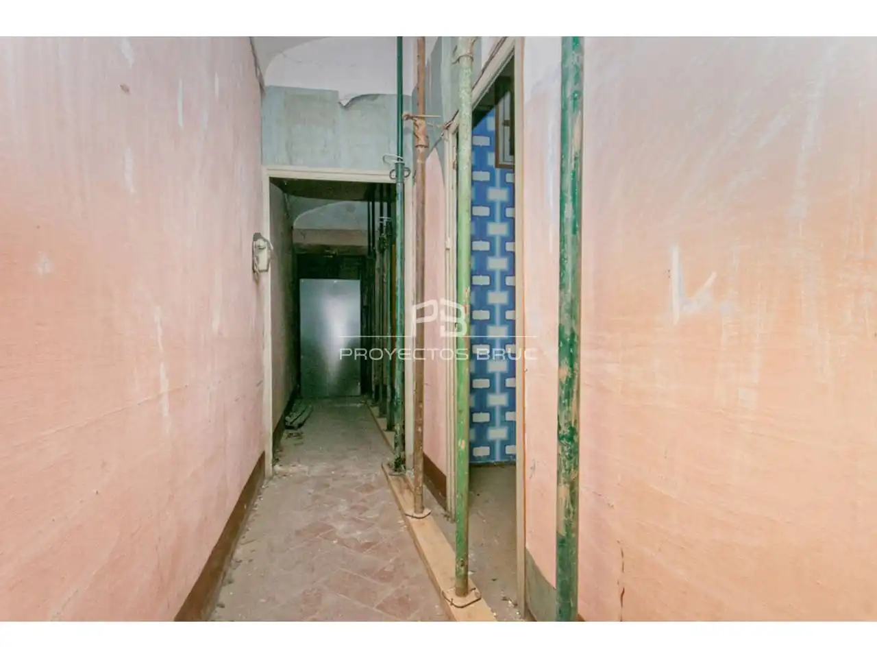 Reihenhaus zum Verkauf in Nucli Urbà, imagen 9
