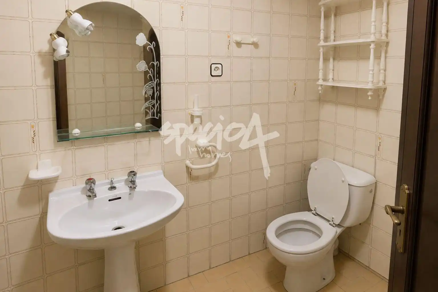 Bathroom of Houses for sale in Madroñera