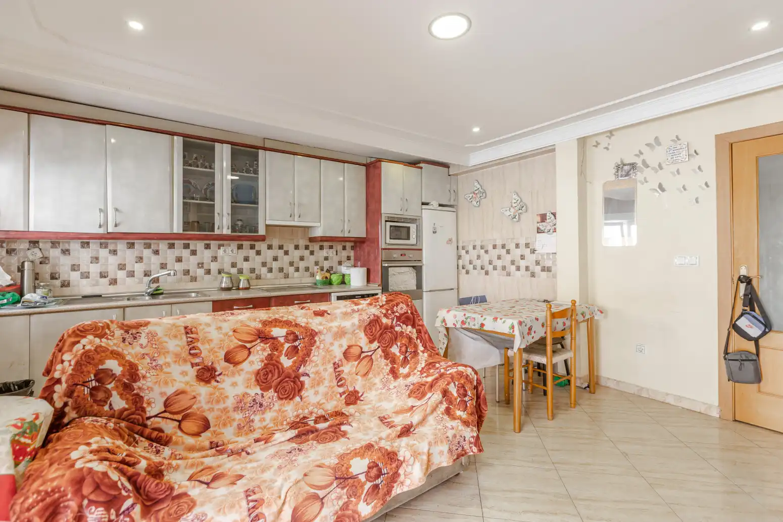 Cocina de Piso en venta en  Pamplona / Iruña con Calefacción y Terraza