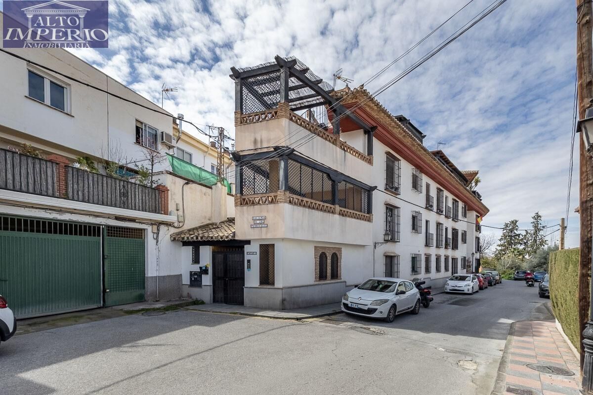 Exterior view of Flat for sale in La Zubia  with Balcony and Community pool