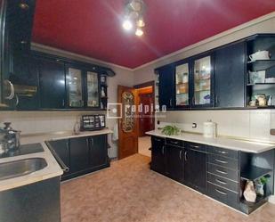 Kitchen of Flat for sale in San Fernando de Henares  with Air Conditioner, Heating and Terrace